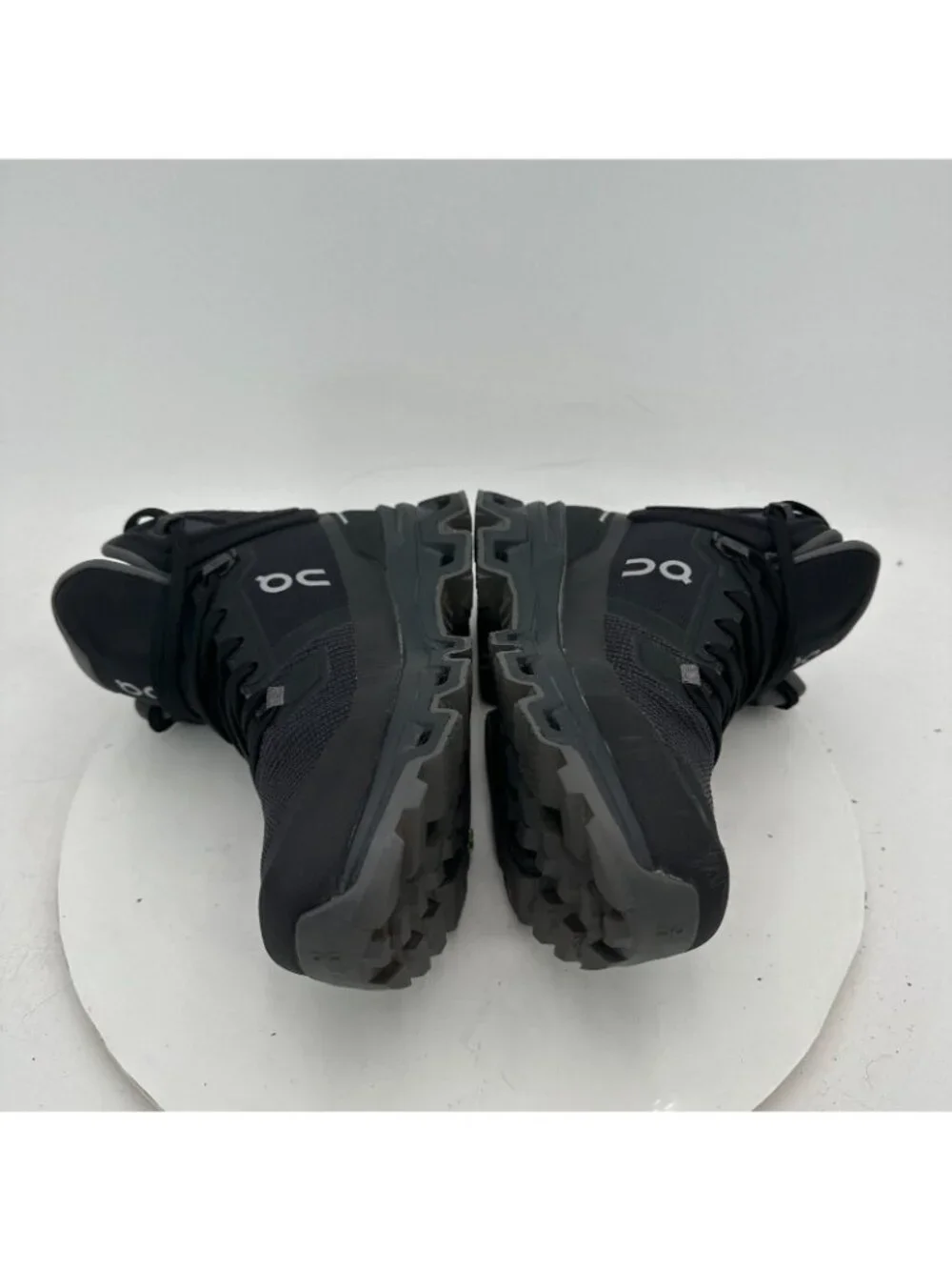 On Cloudrock Waterproof Women Size 7 63.98609 Black Ankle Hiking Shoes